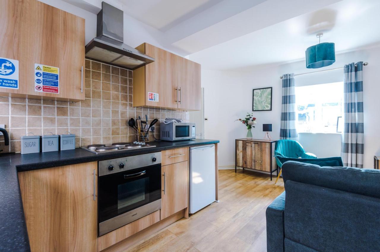 Stylish Chester City Centre Apartment By 53 Degrees Property, Ideal For Couples & Business Professionals - Sleeps 4 Exterior foto