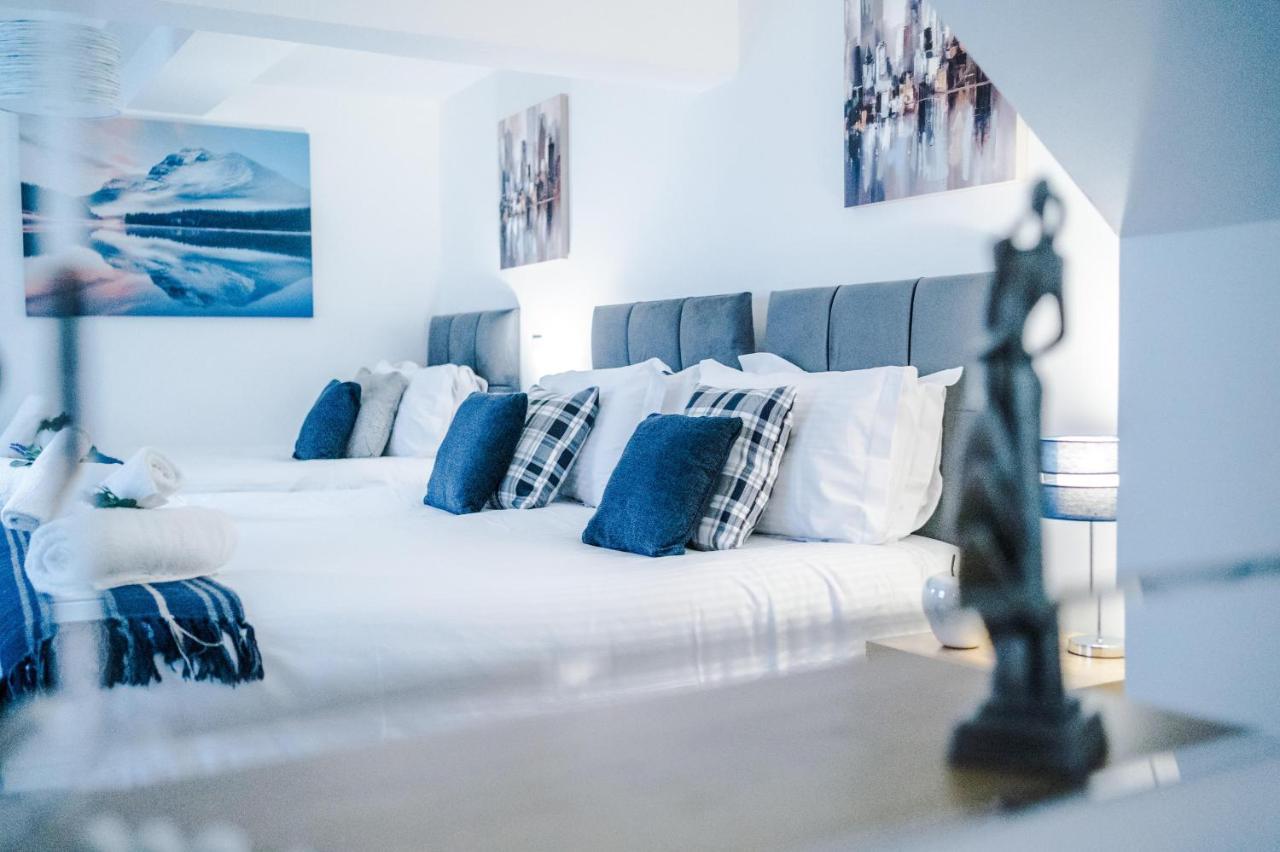 Stylish Chester City Centre Apartment By 53 Degrees Property, Ideal For Couples & Business Professionals - Sleeps 4 Exterior foto