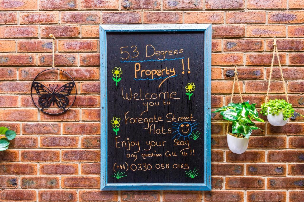 Stylish Chester City Centre Apartment By 53 Degrees Property, Ideal For Couples & Business Professionals - Sleeps 4 Exterior foto